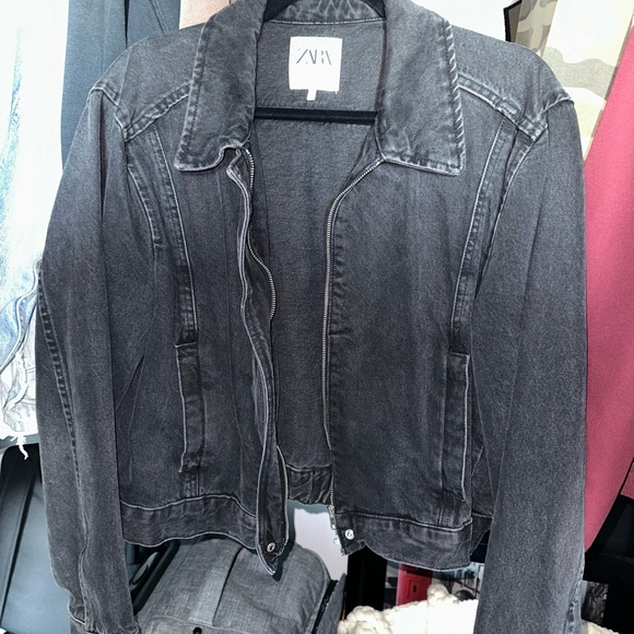 Zara Jackets & Blazers - Zara women’s jacket